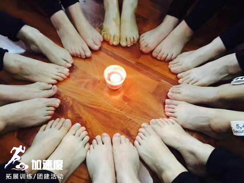 夜行.jpg 夜行.jpg
